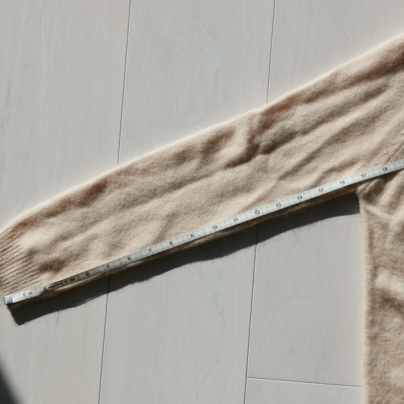 Angora wool soft pink fluffy sweater XS like S - Picture 6 of 7